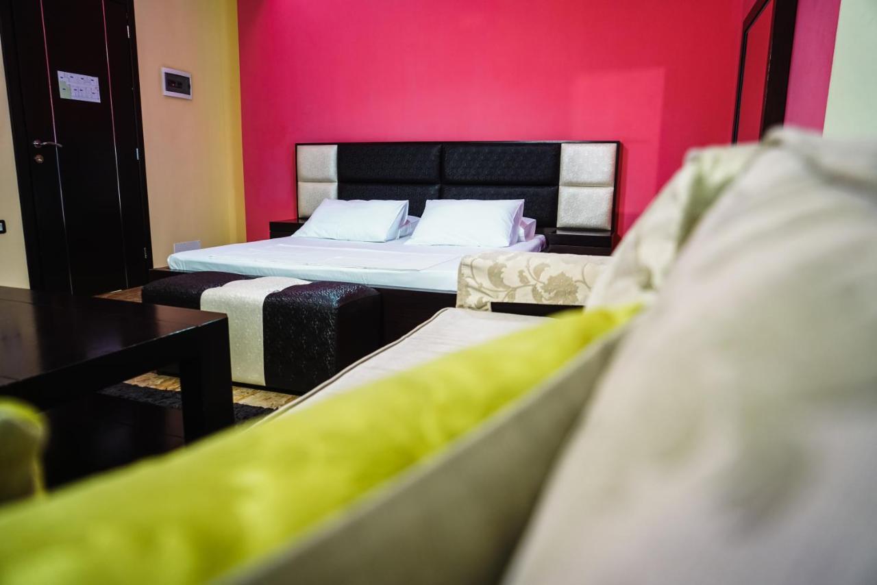 Hotel Magic Гирокастра Экстерьер фото
