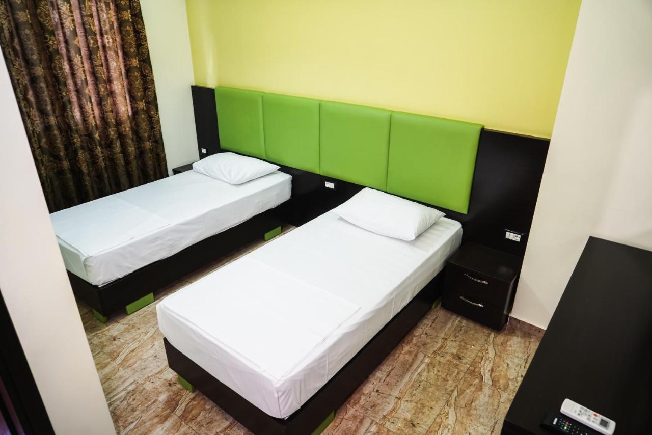 Hotel Magic Гирокастра Экстерьер фото