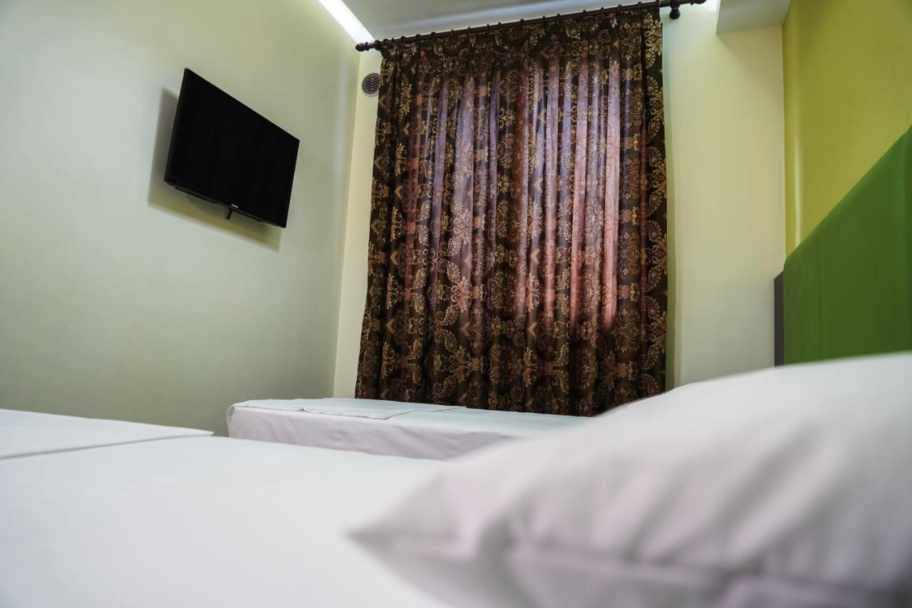 Hotel Magic Гирокастра Экстерьер фото